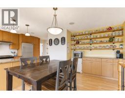 4pc Bathroom - 2139 Amundsen Road, Lake Country, BC V4V1J1 Photo 16