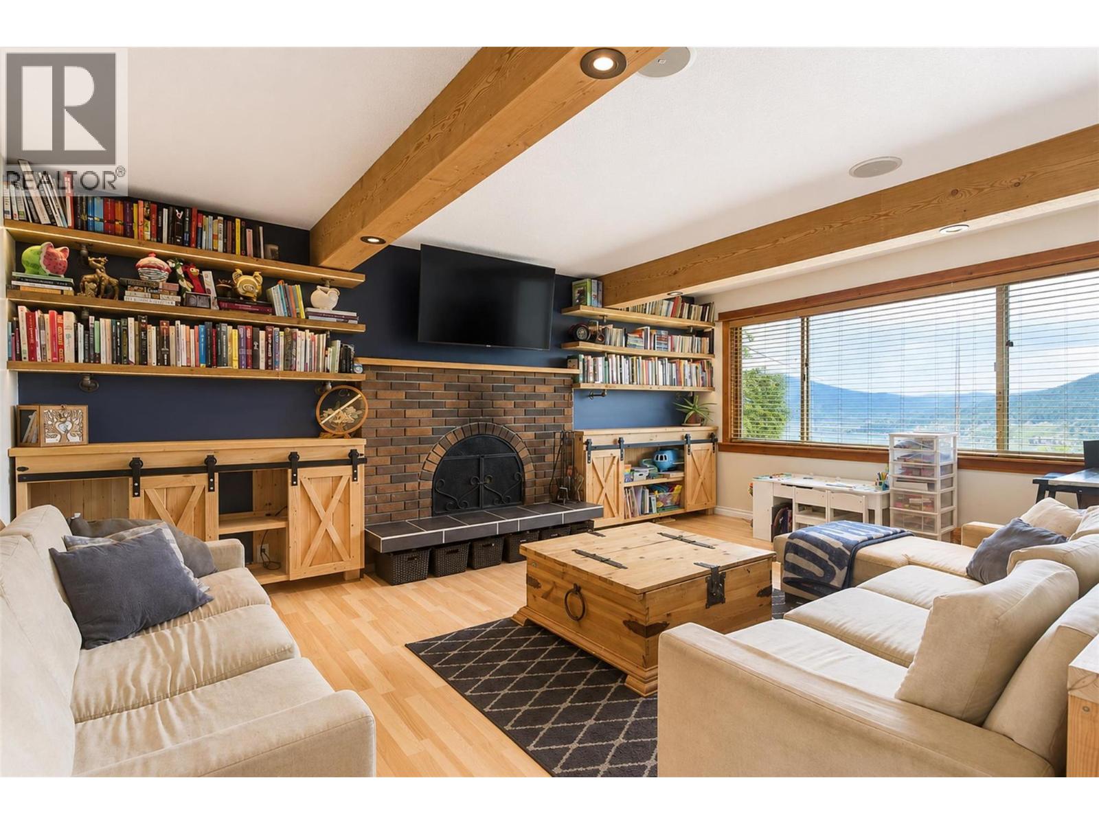 2139 Amundsen Road - 17
