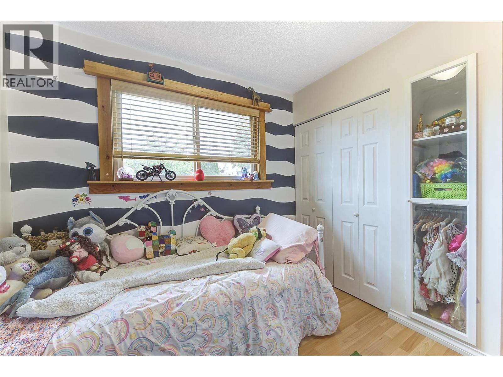 2139 Amundsen Road - 30