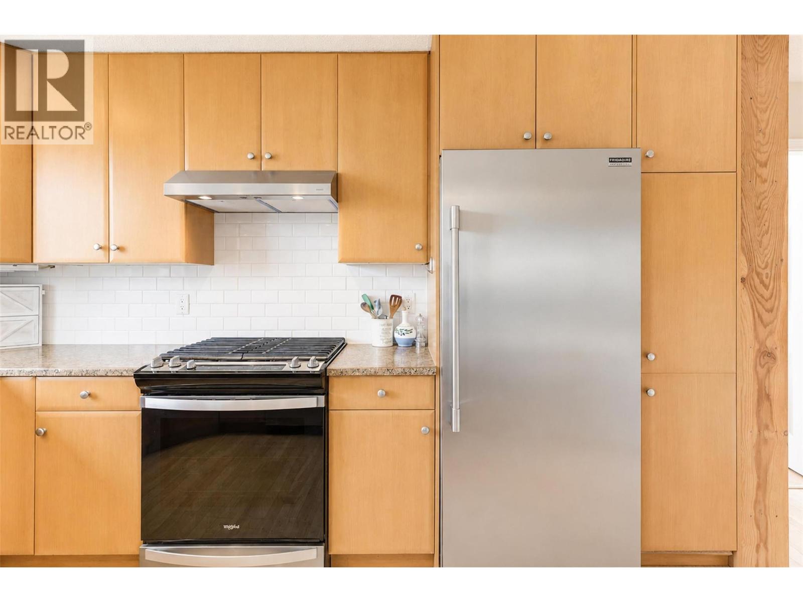 2139 Amundsen Road - 12