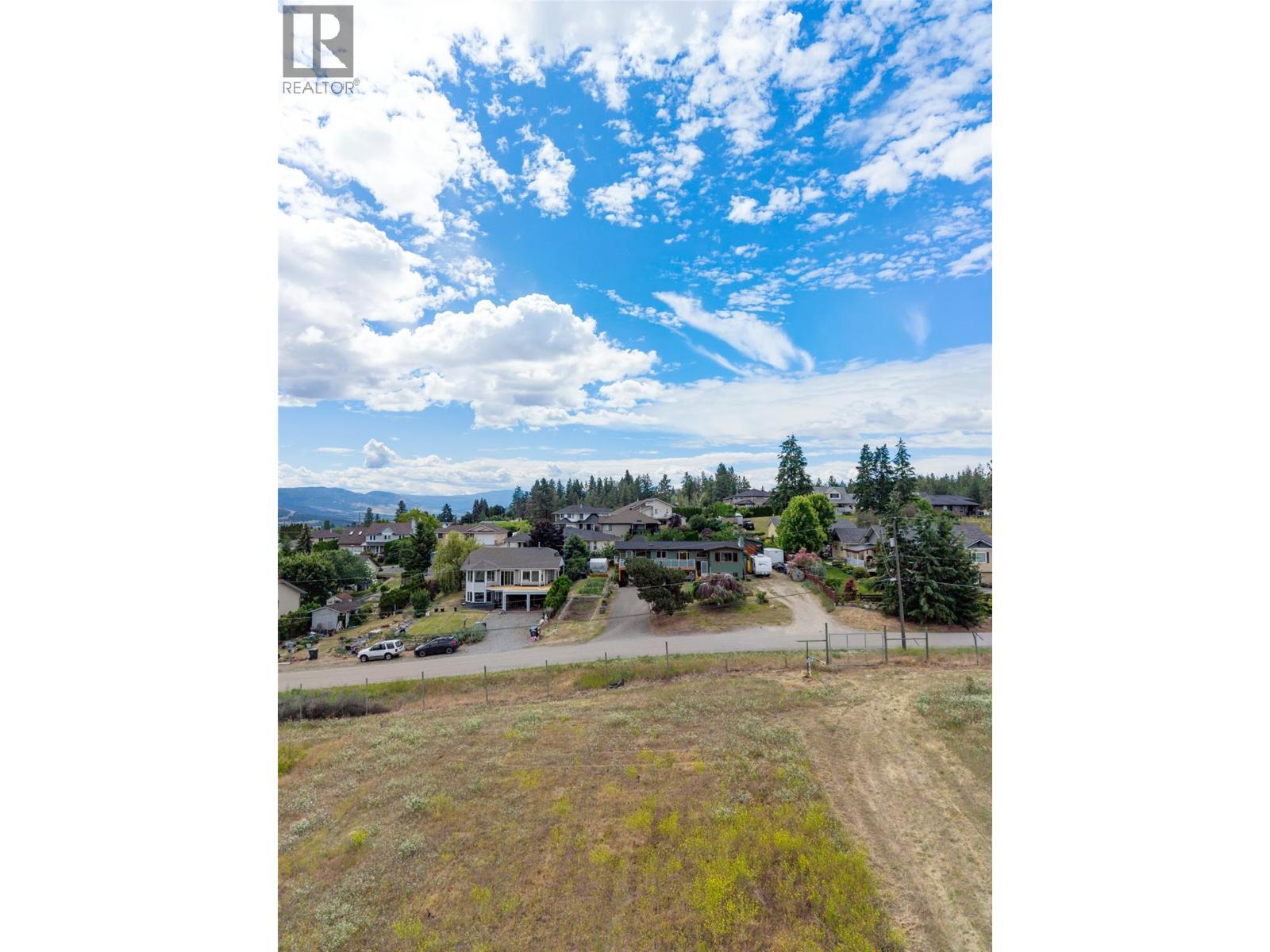 2139 Amundsen Road - 47