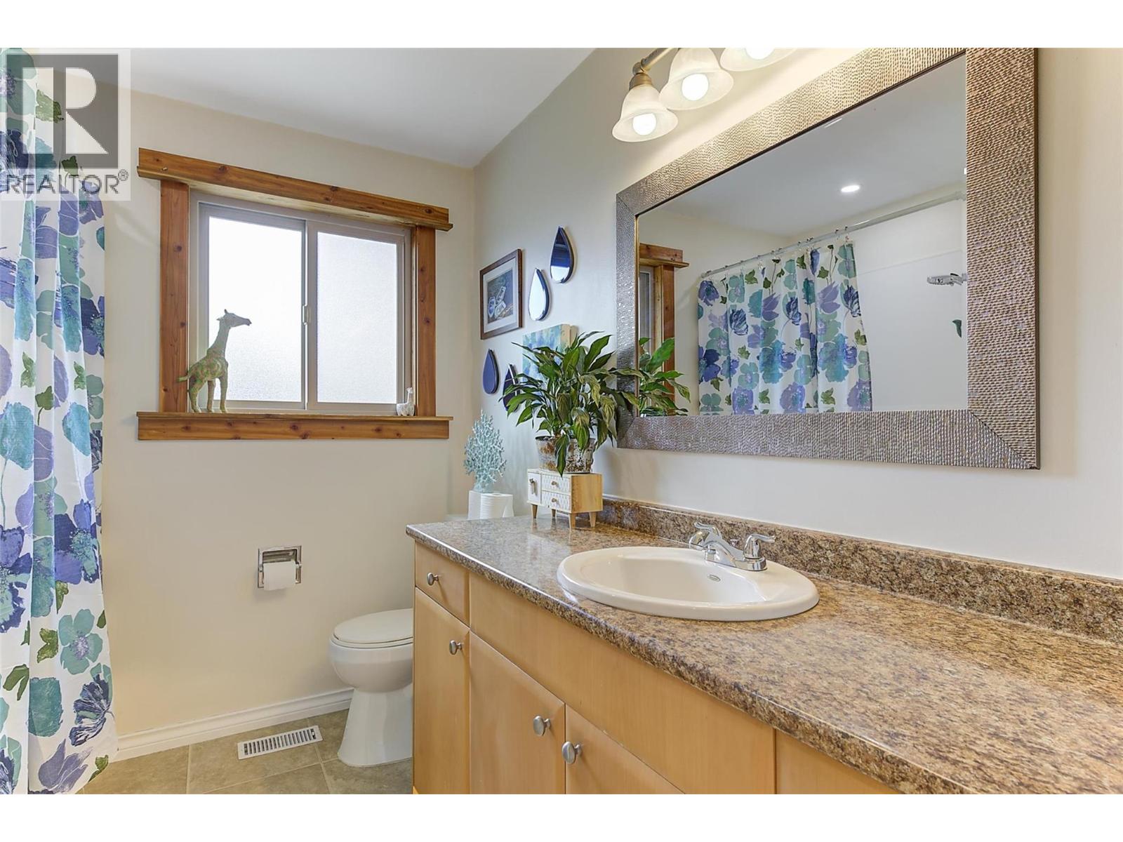 2139 Amundsen Road - 31