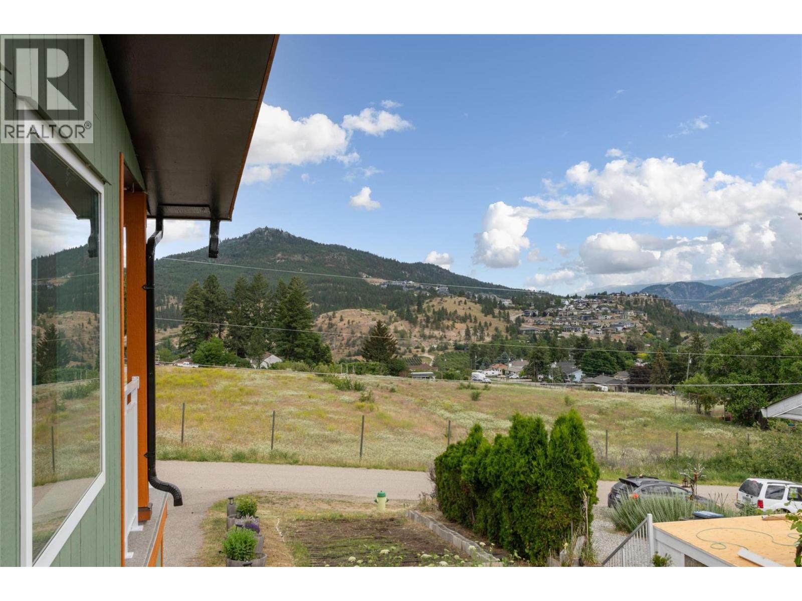 2139 Amundsen Road - 41