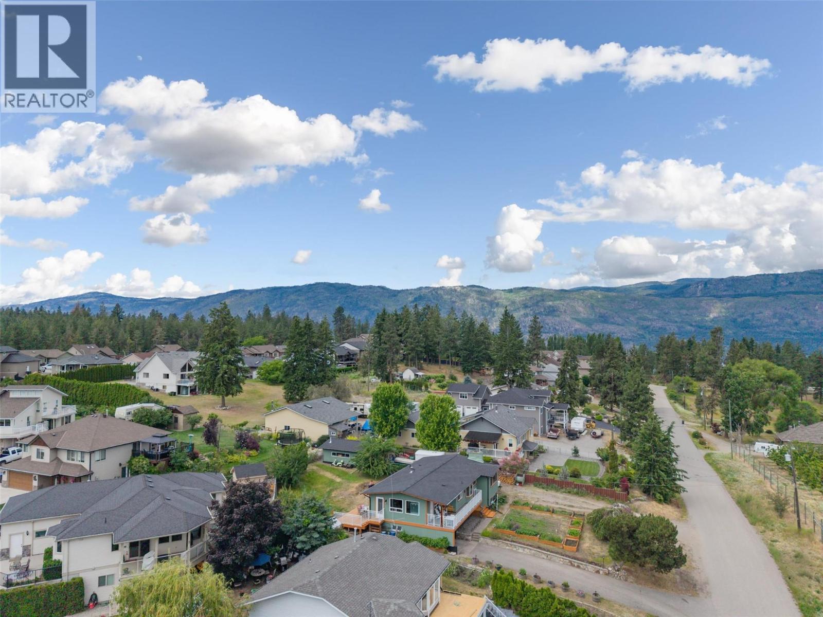 2139 Amundsen Road - 3