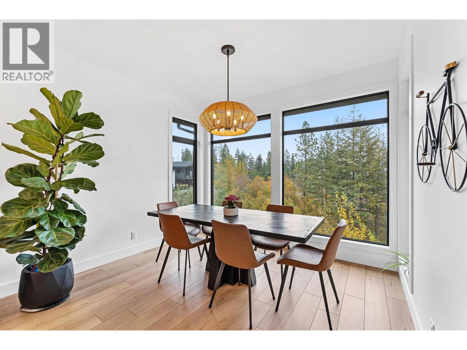 10325 Long Road, Lake Country
