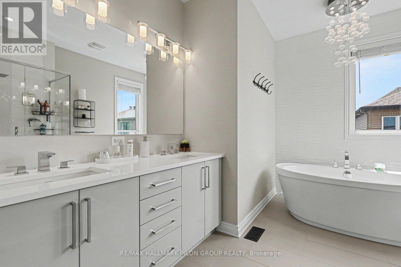 4 Bed, 4 Bath House for Sale in Ottawa – 368 HEPATICA WAY, Ottawa – MLS# X13473366 - Image 17