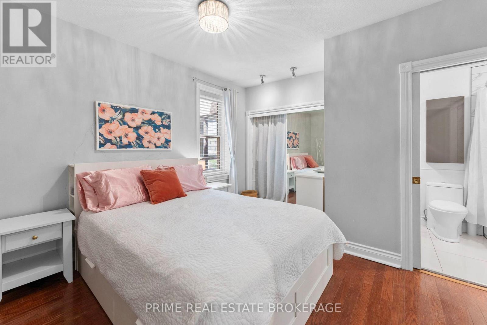 #304 460 WELLINGTON STREET - 25