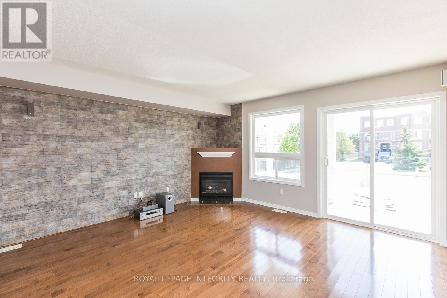 2 Bed, 3 Bath House for Rent in Ottawa – 146 BERRIGAN DRIVE, Ottawa – MLS# X13473674 - Image 24