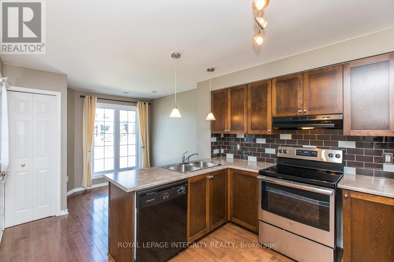 2 Bed, 3 Bath House for Rent in Ottawa – 146 BERRIGAN DRIVE, Ottawa – MLS# X13473674 - Image 16