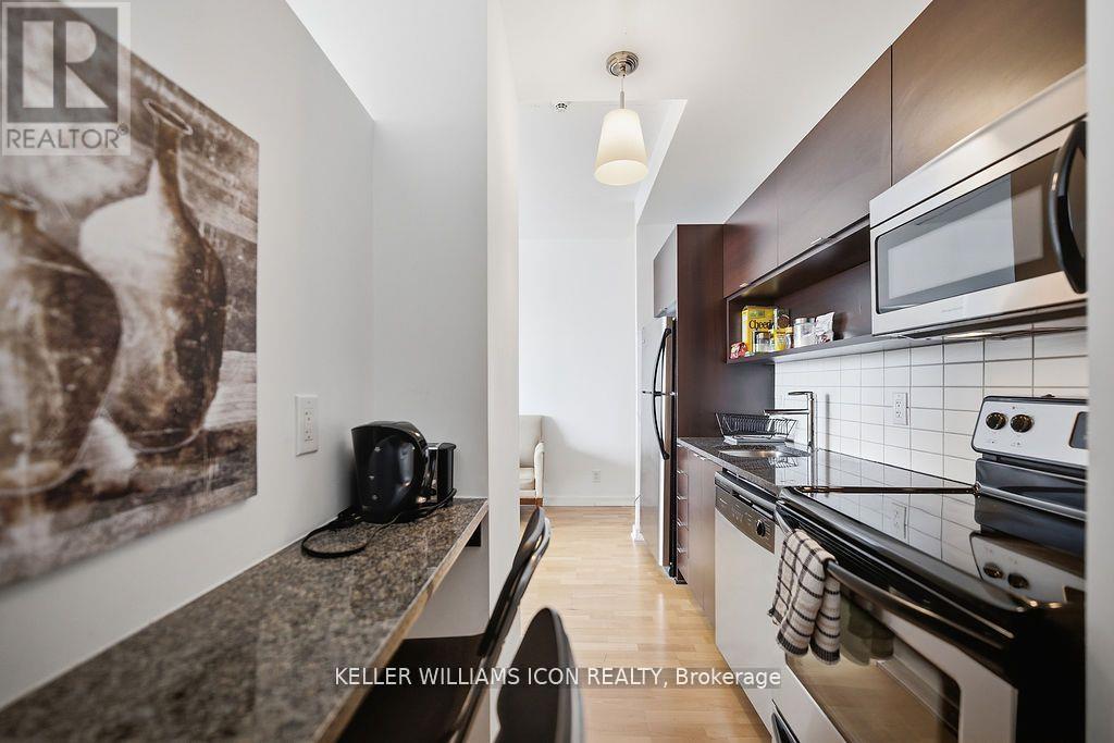 #1301 324 LAURIER AVENUE W - 15