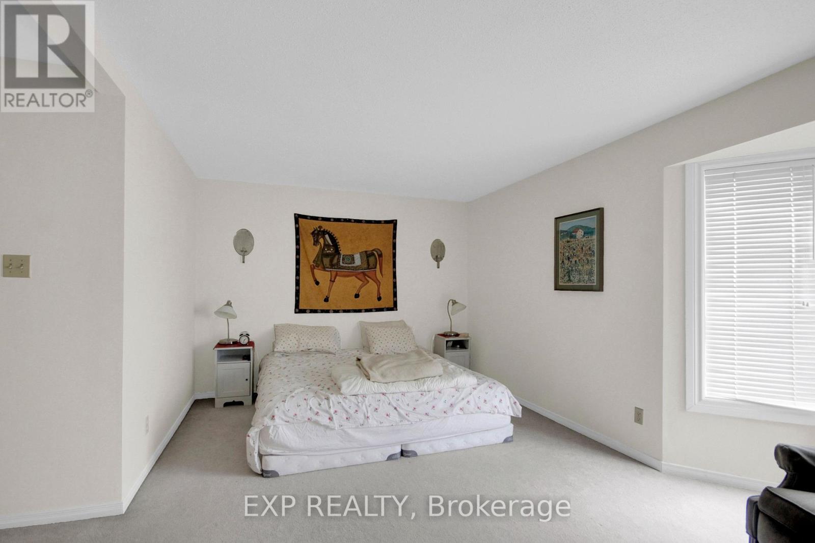 #20 40 HUNTVIEW PRIVATE - 11
