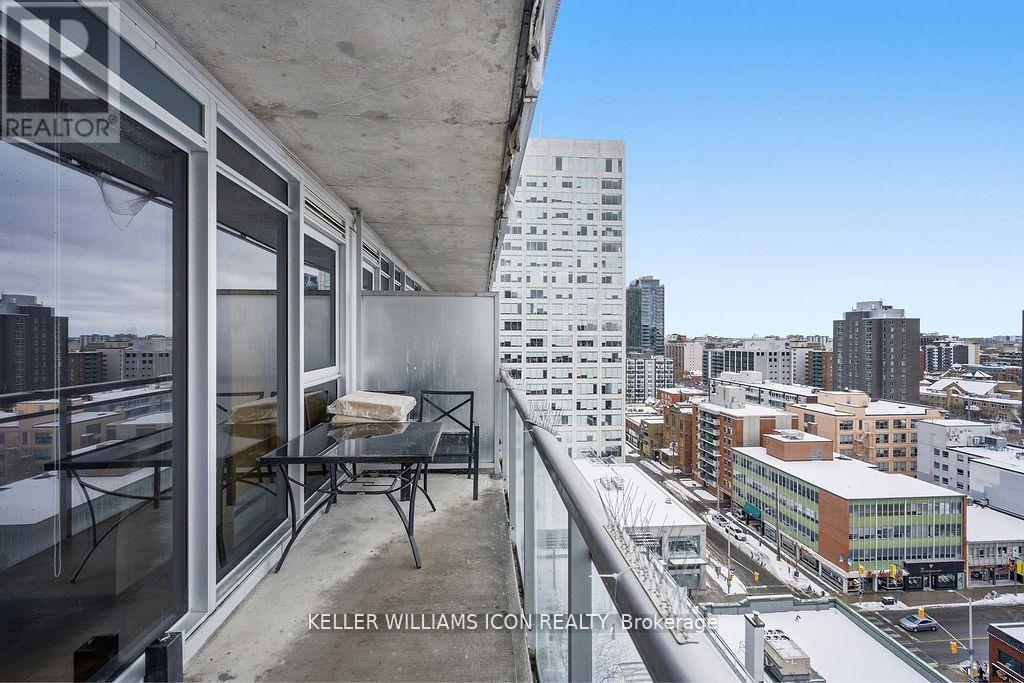 #1301 324 LAURIER AVENUE W - 23