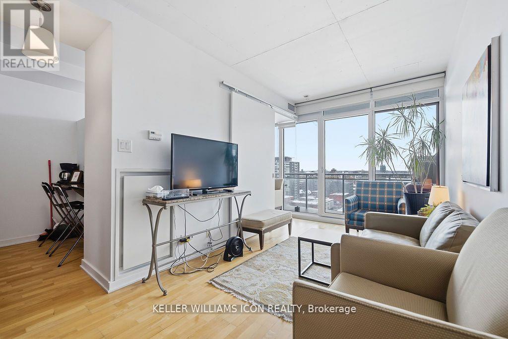 #1301 324 LAURIER AVENUE W - 9