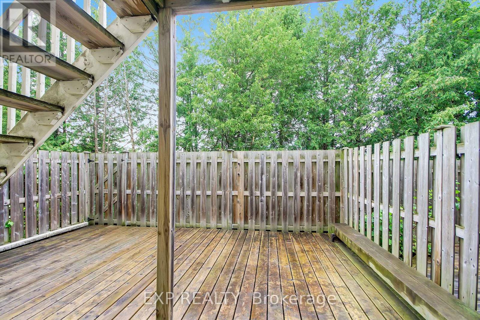 #20 40 HUNTVIEW PRIVATE - 21