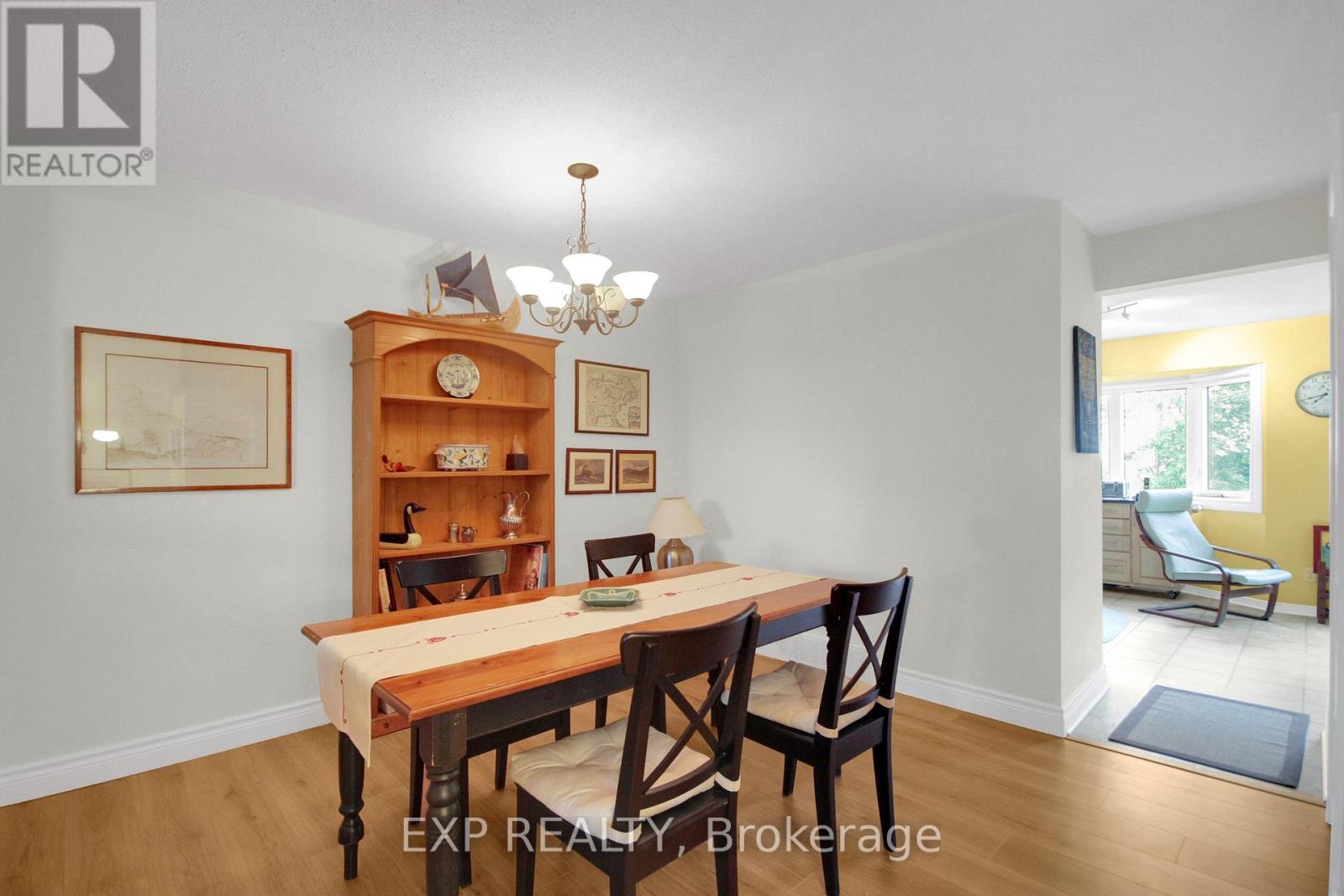 #20 40 HUNTVIEW PRIVATE - 7