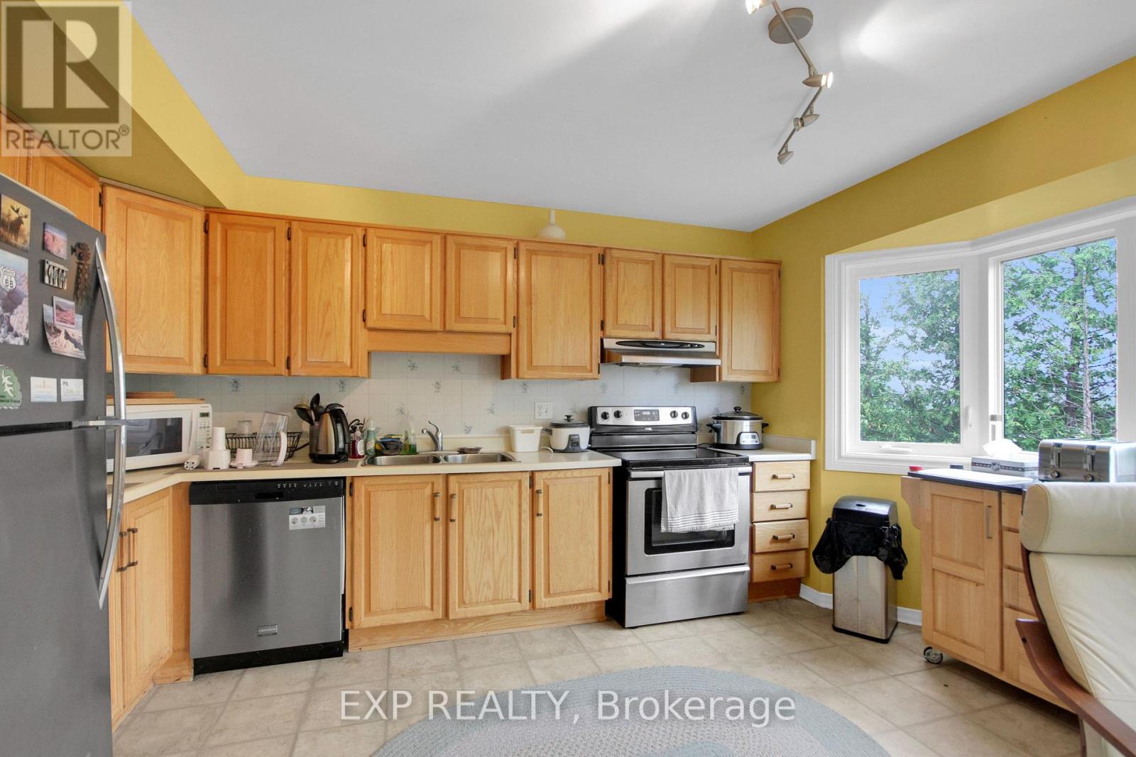 #20 40 HUNTVIEW PRIVATE - 8