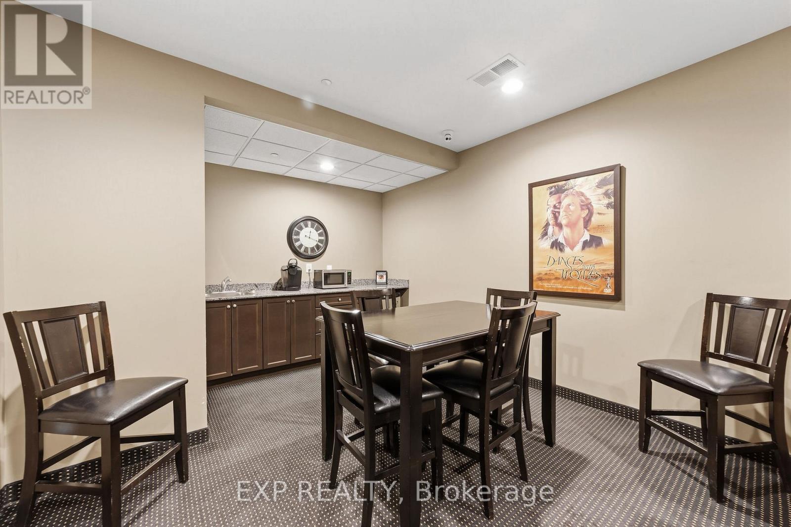#109 1030 CORONATION DRIVE - 23