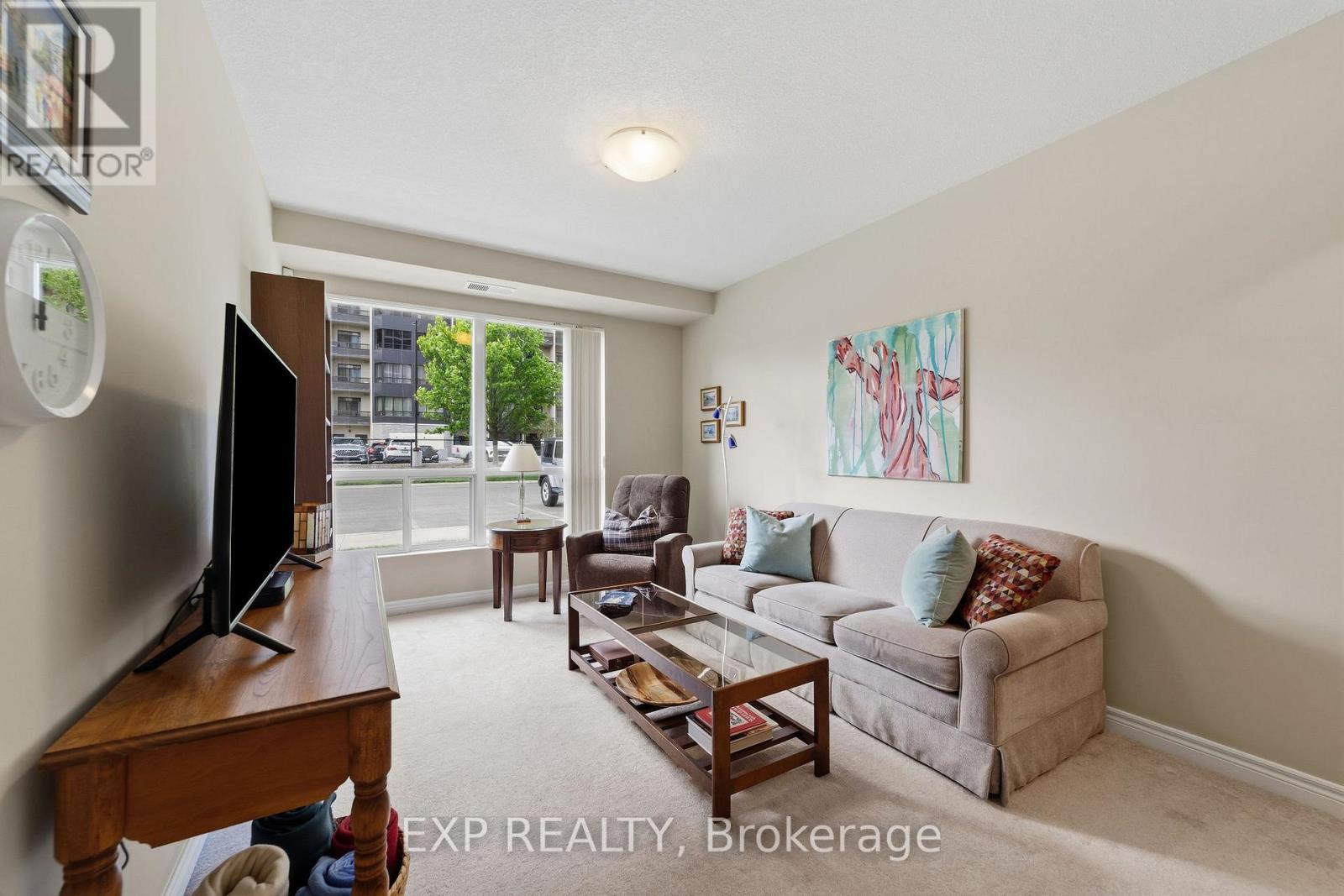 #109 1030 CORONATION DRIVE - 13