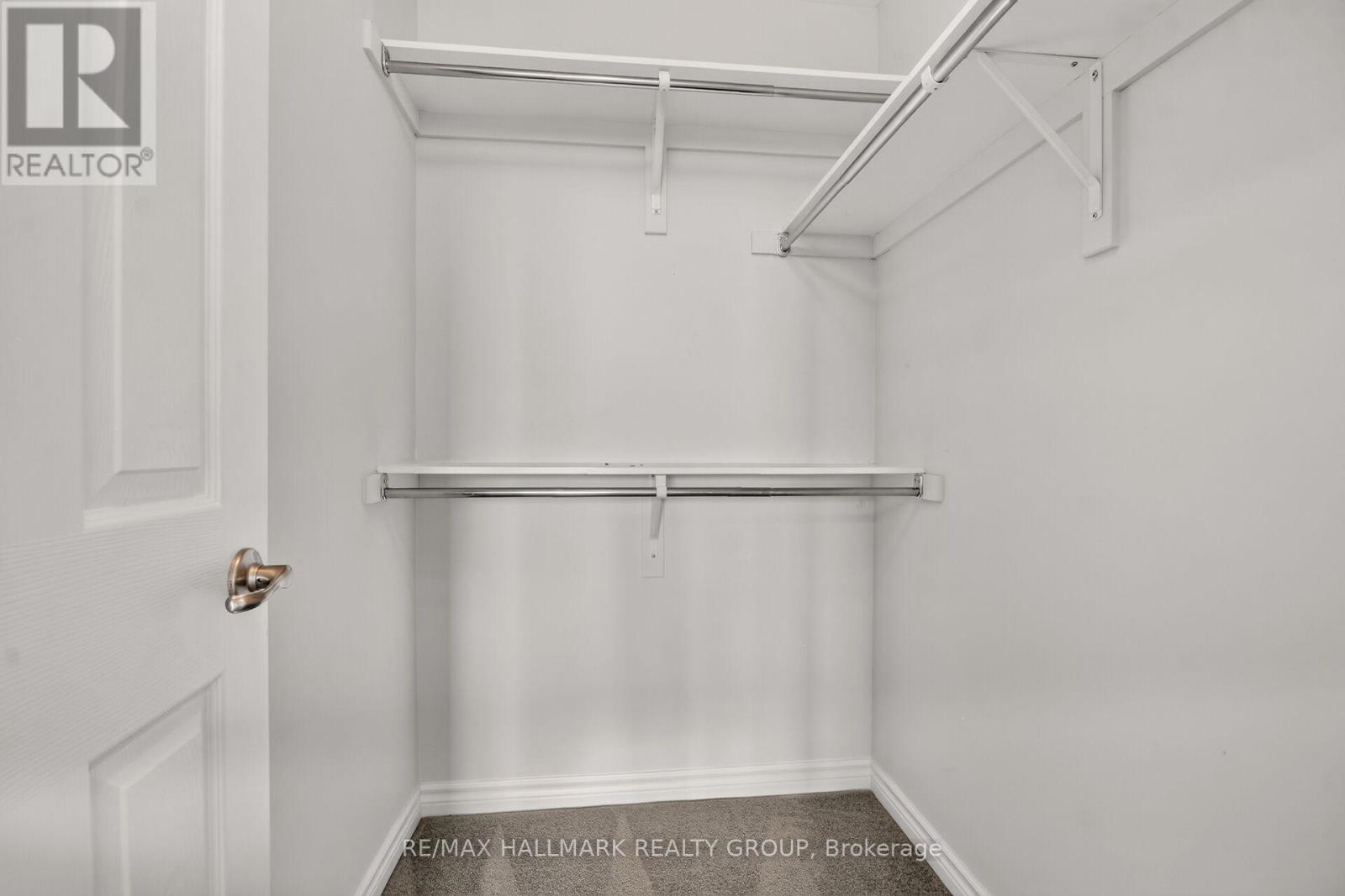 235 HIBERNIAN WALK - 20