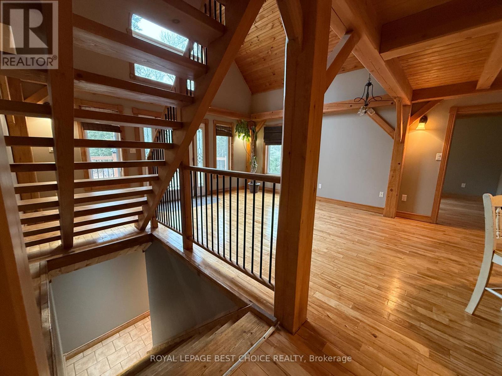 917940 PORTAGE BAY ROAD - 10