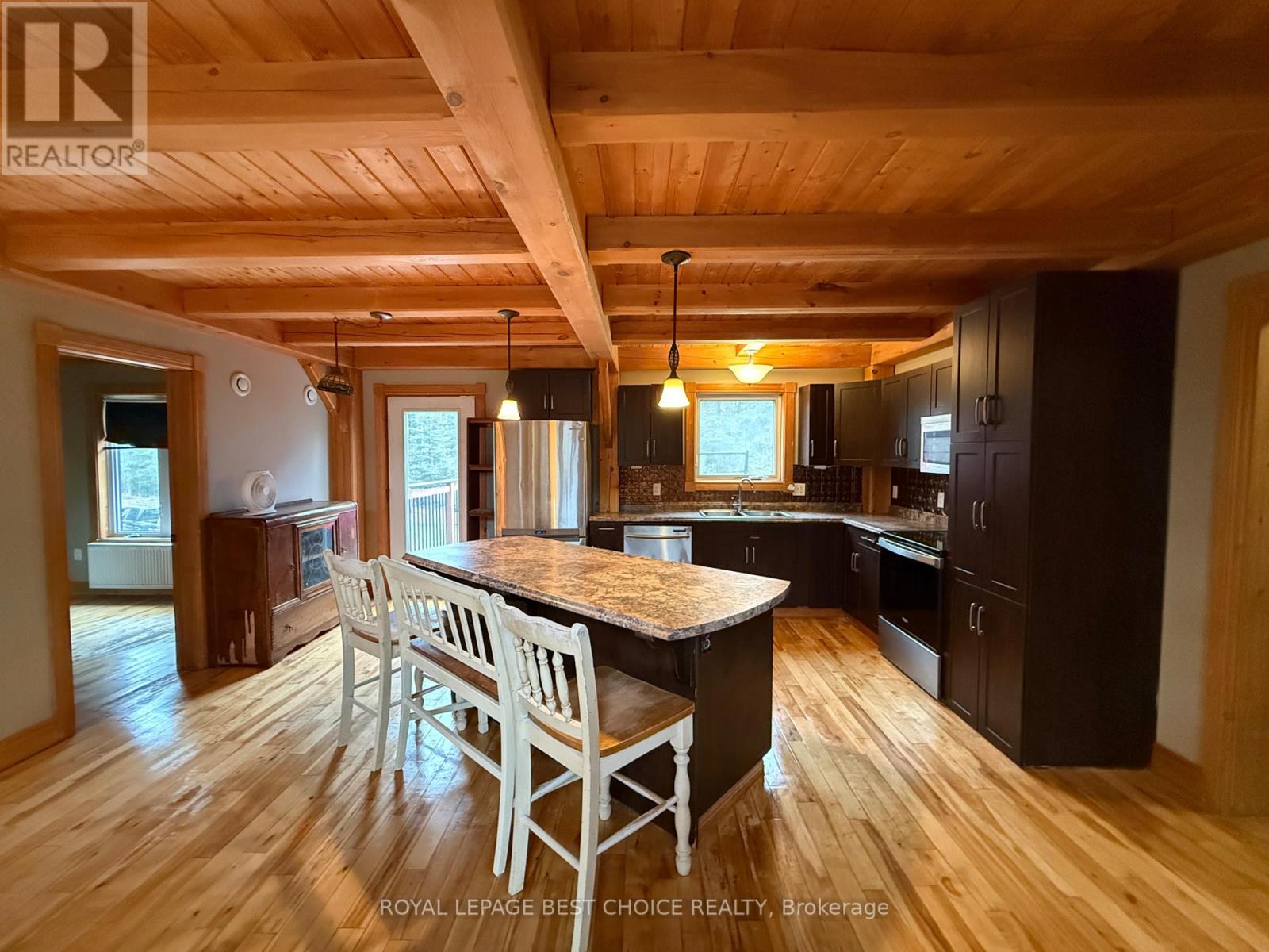 917940 PORTAGE BAY ROAD - 11