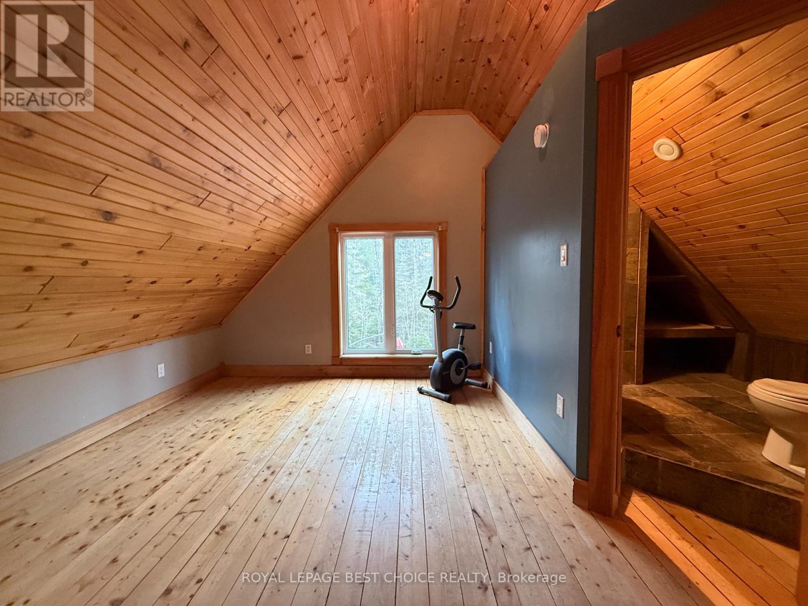 917940 PORTAGE BAY ROAD - 28