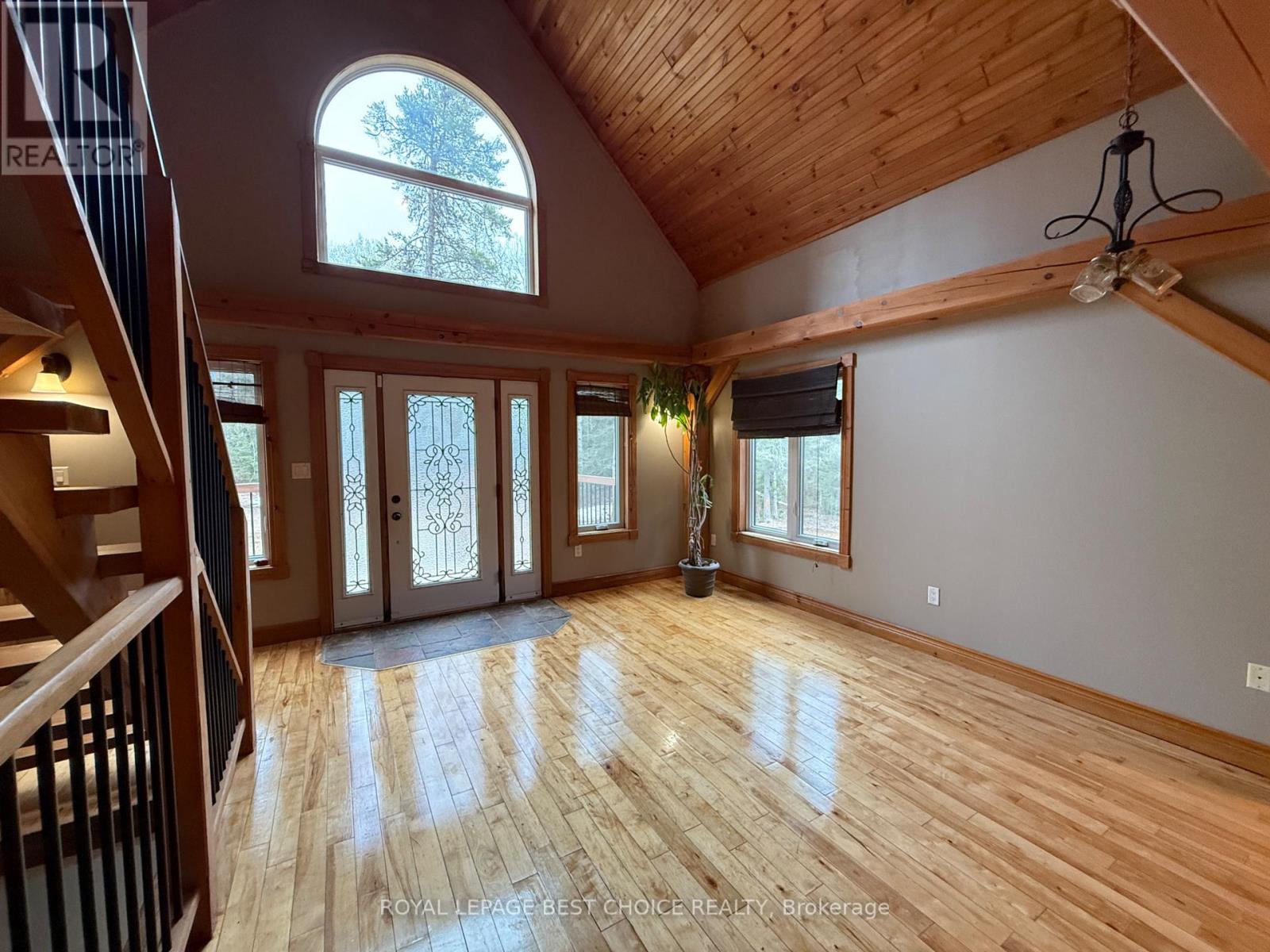 917940 PORTAGE BAY ROAD - 24