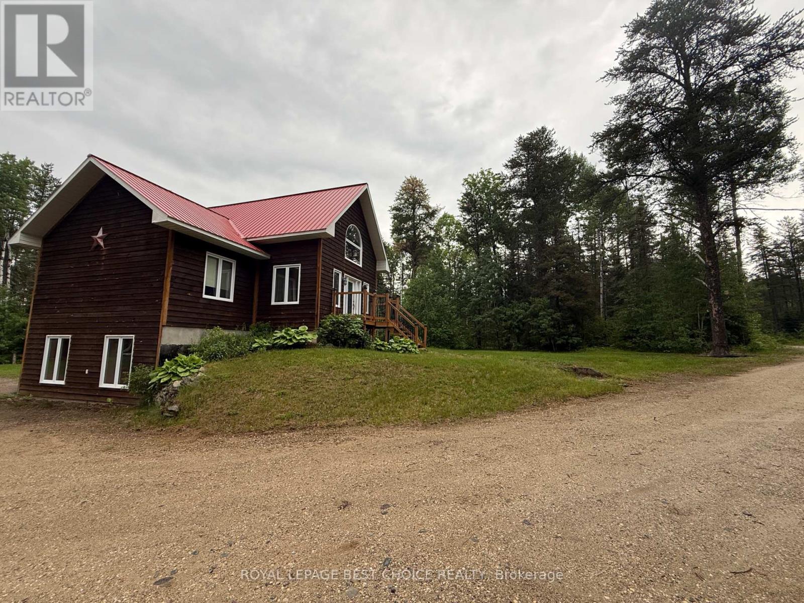 917940 PORTAGE BAY ROAD - 3