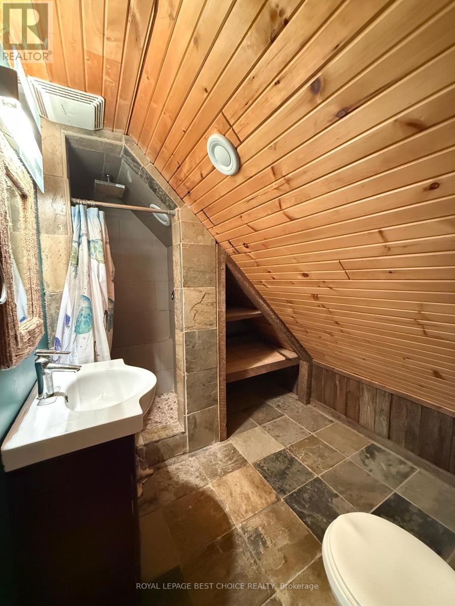 917940 PORTAGE BAY ROAD - 29
