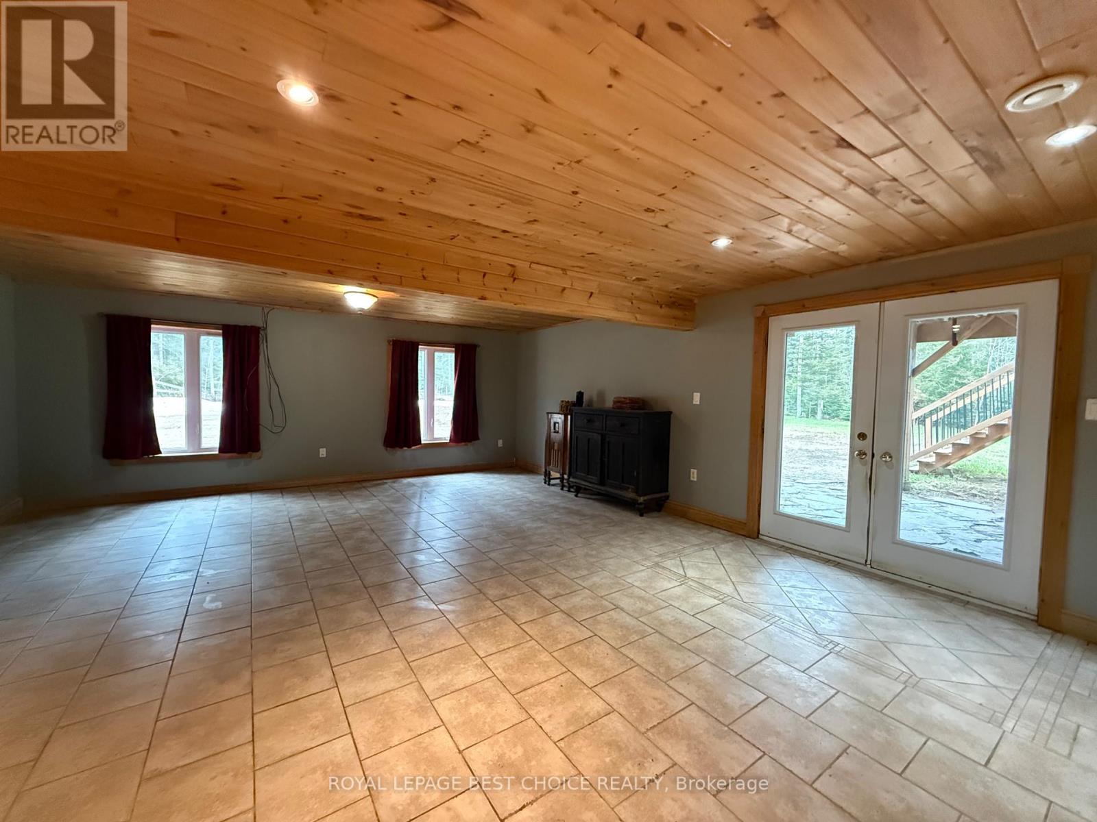 917940 PORTAGE BAY ROAD - 7