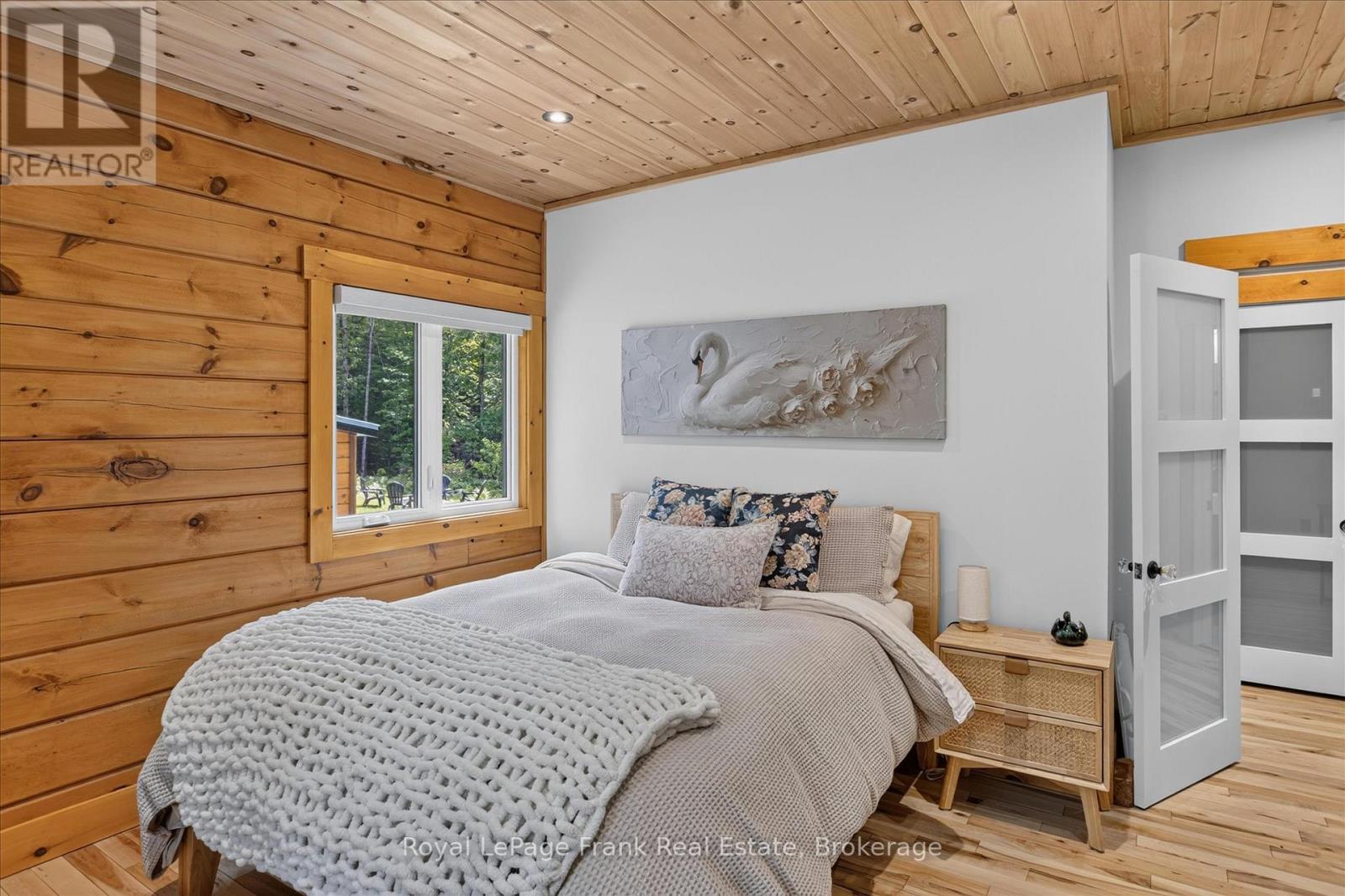 413 WEST BAY ROAD - 16
