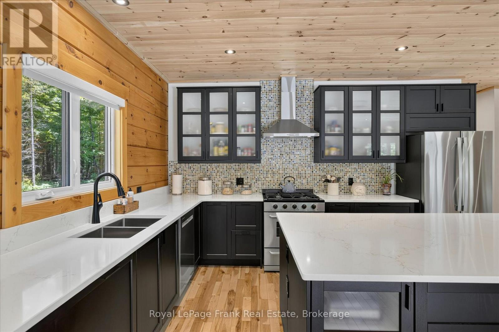 413 WEST BAY ROAD - 12