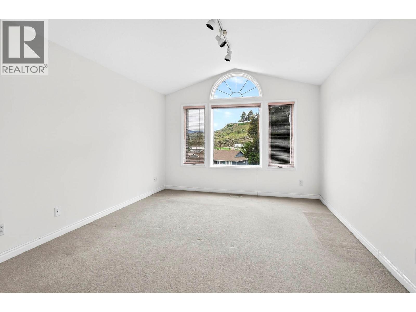 2403 Parkview Drive - 32