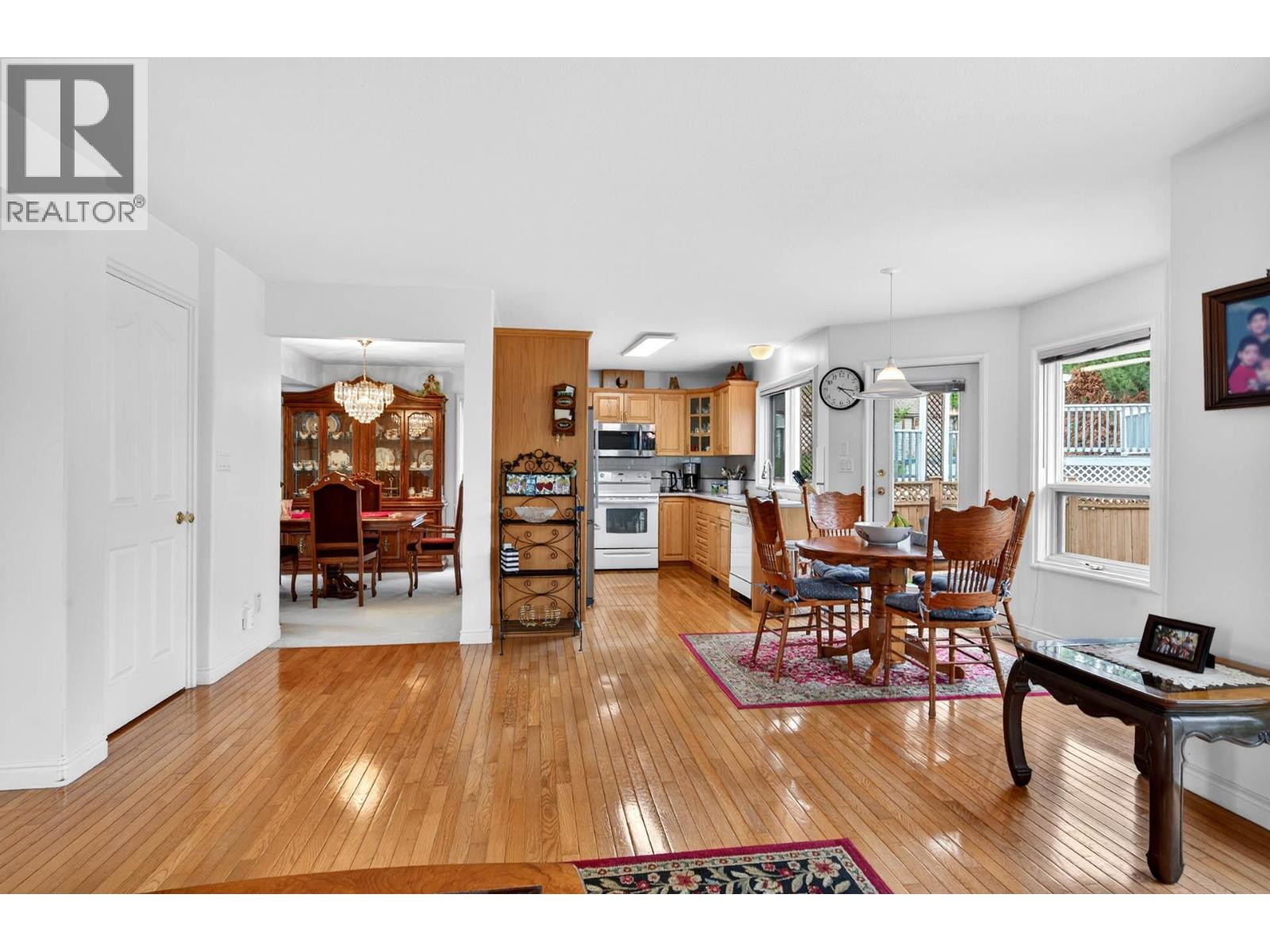 2403 Parkview Drive - 7