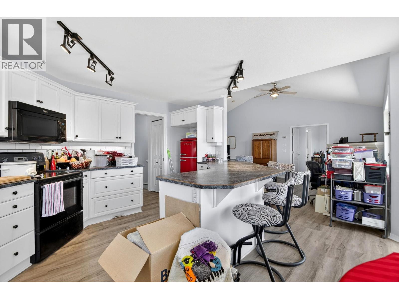 2272 Shannon Hills Drive, West Kelowna