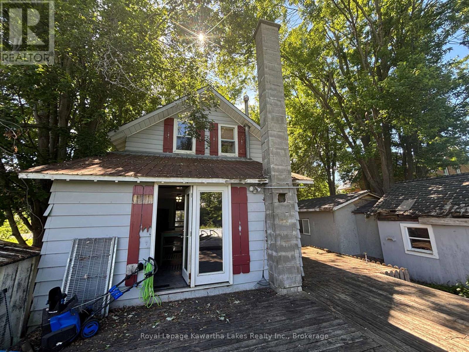 80 ALBERT STREET S - 23