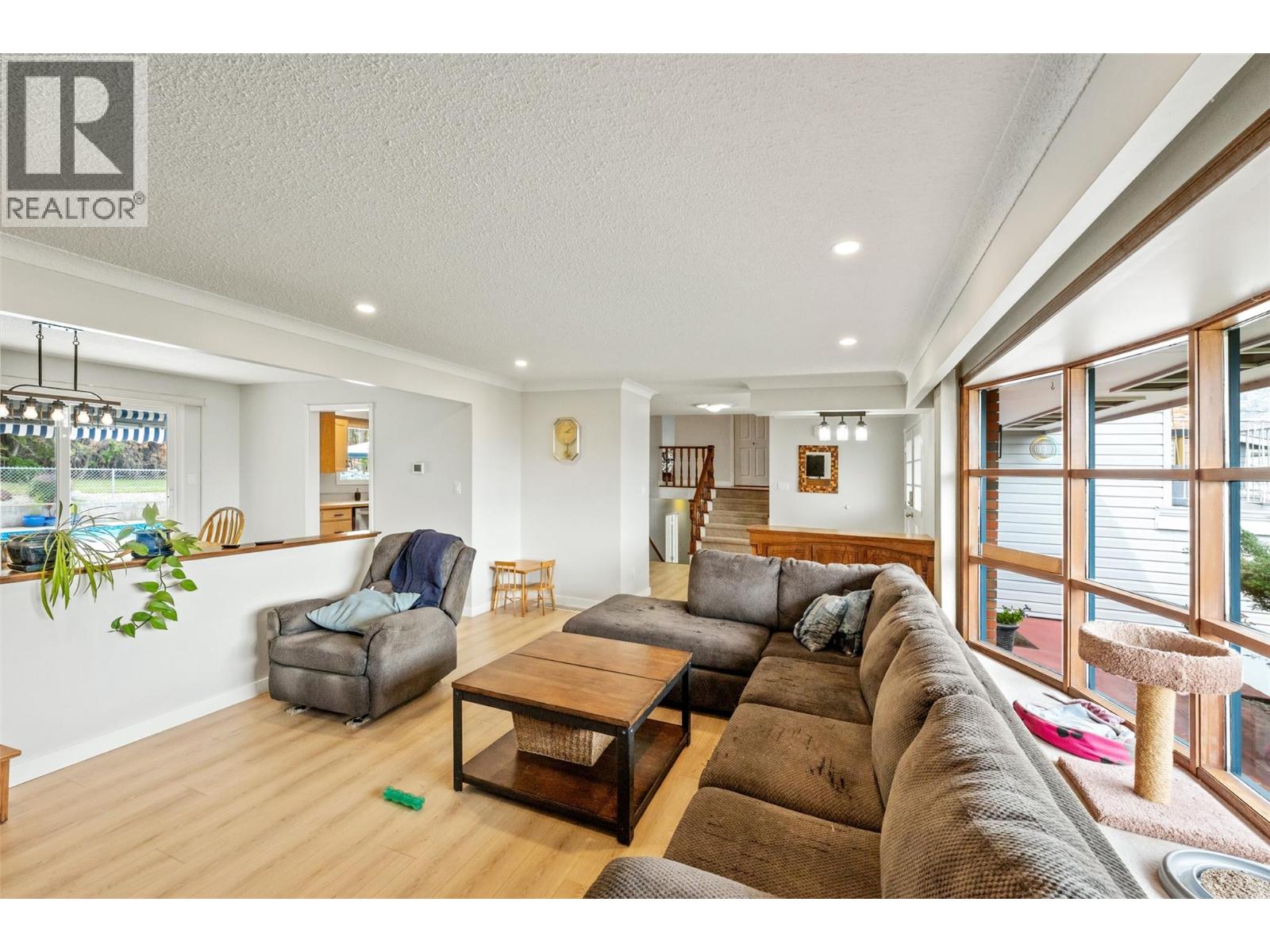 10 Quail Place - 10