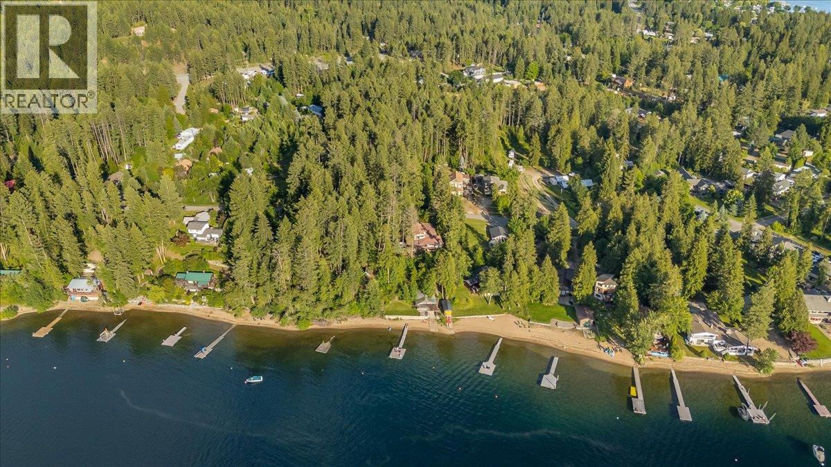 2071 Massie Road, Christina Lake