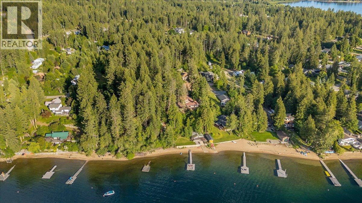 2071 Massie Road, Christina Lake