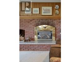 Den - 136 Oliver's Road, Kawartha Lakes, ON K0M1A0 Photo 19