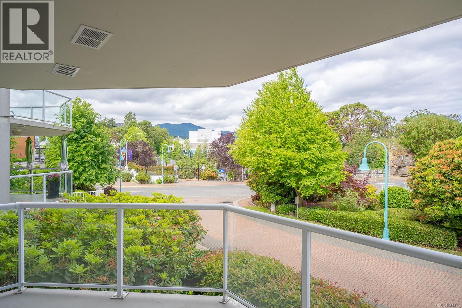 #203 158 Promenade Dr - 12