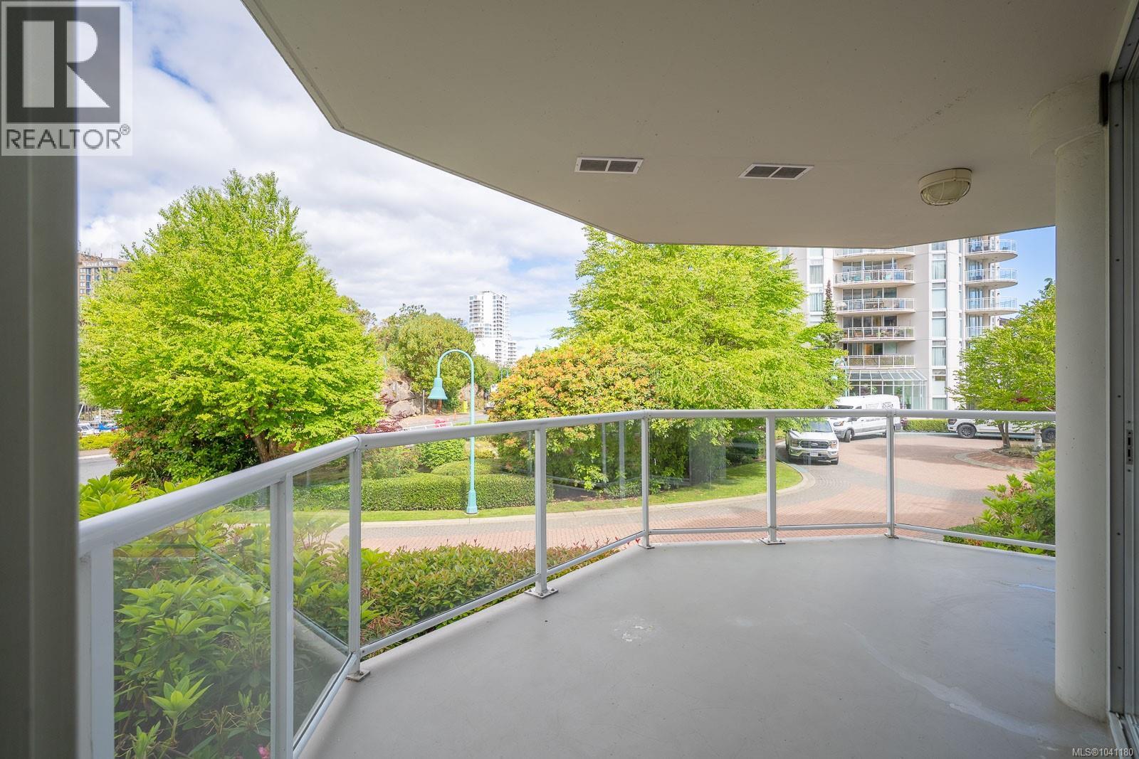 #203 158 Promenade Dr - Image 13