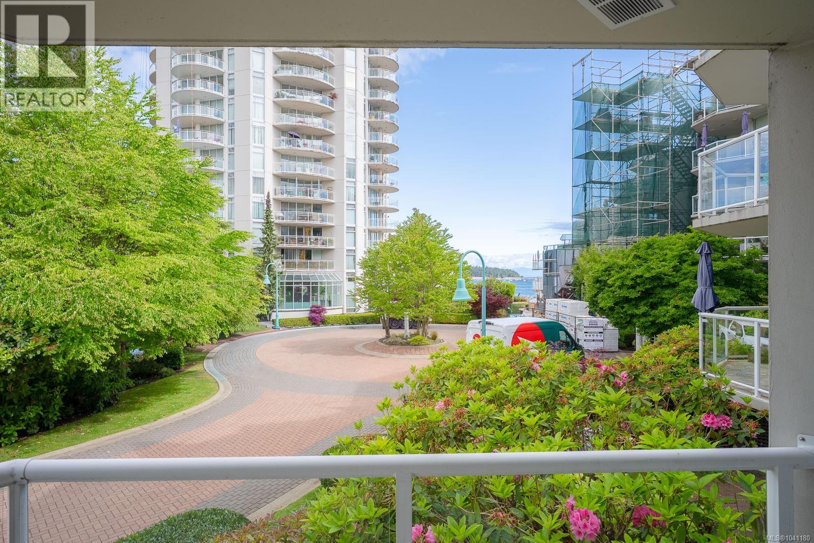 #203 158 Promenade Dr - Image 14