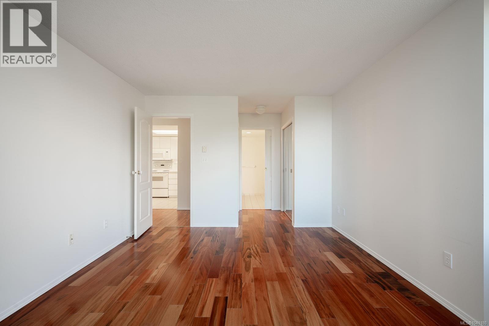 #203 158 Promenade Dr - 22