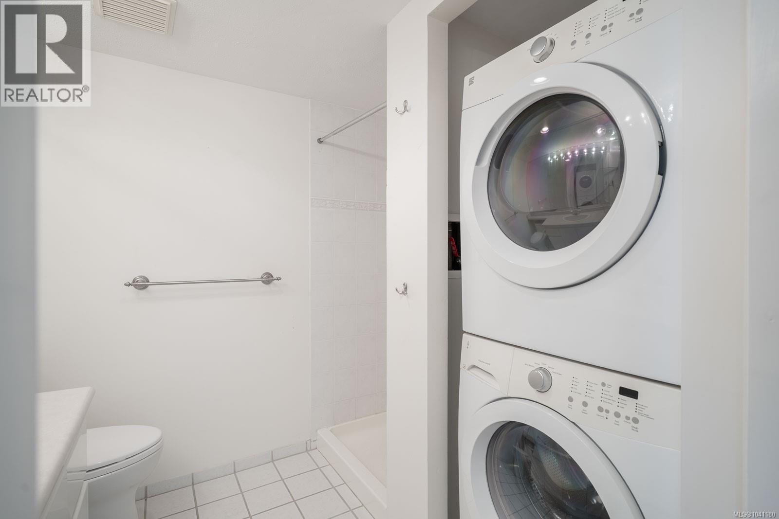 #203 158 Promenade Dr - Image 24