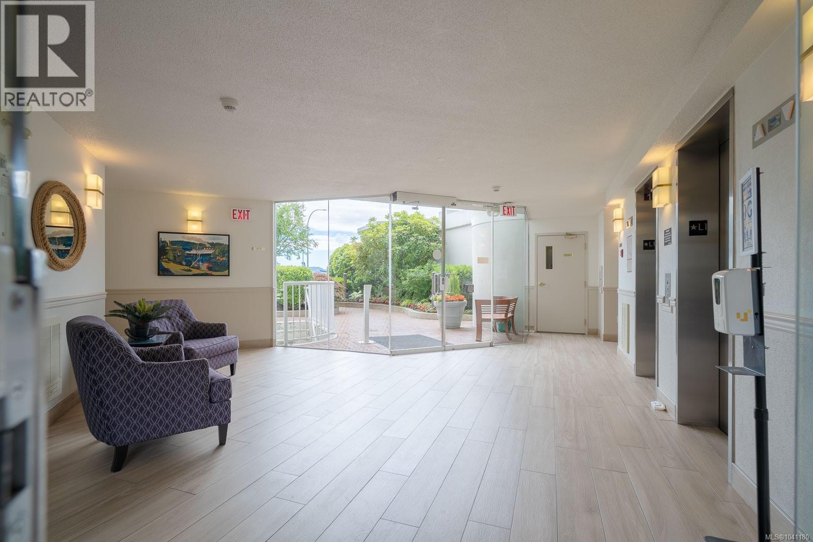 #203 158 Promenade Dr - 36