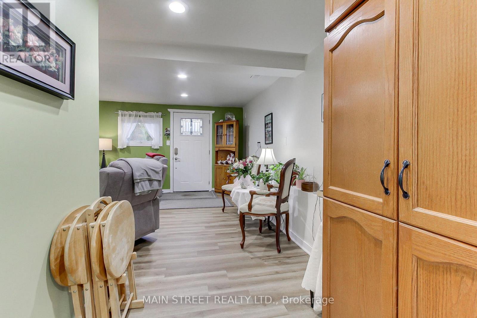 1 MUSTARD STREET - 26