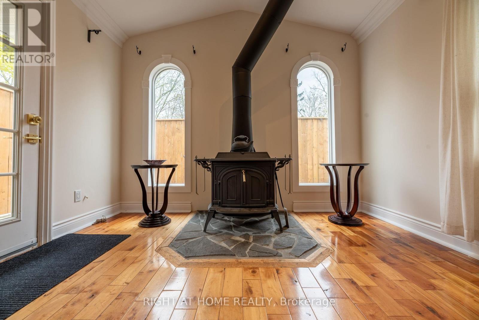 120 WRIGHT STREET - 9