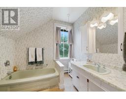 136 Oliver's Road, Kawartha Lakes, ON K0M1A0 Photo 39