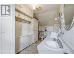 136 Oliver's Road, Kawartha Lakes, ON K0M1A0 Photo 32